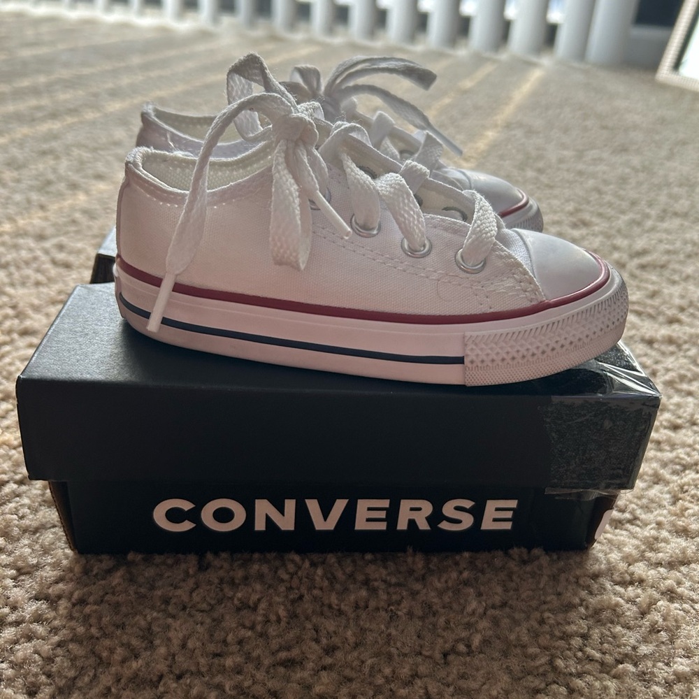 Converse Kids' Sneakers in White and Red